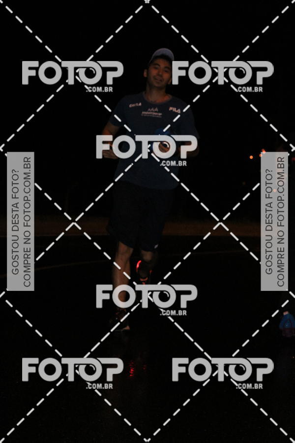 Buy your photos of the eventLuminous Run on Fotop