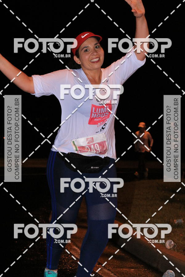 Buy your photos of the eventLuminous Run on Fotop