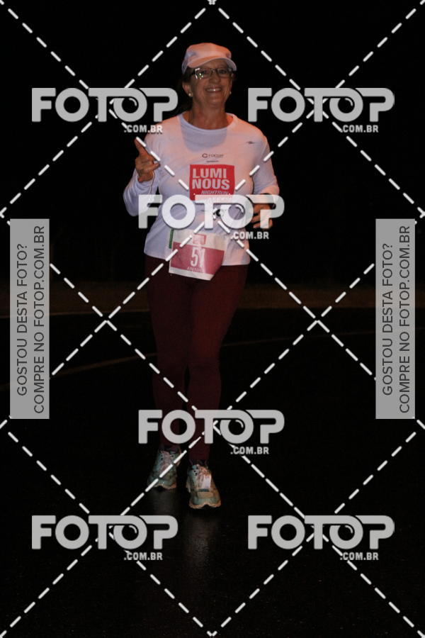 Buy your photos of the eventLuminous Run on Fotop