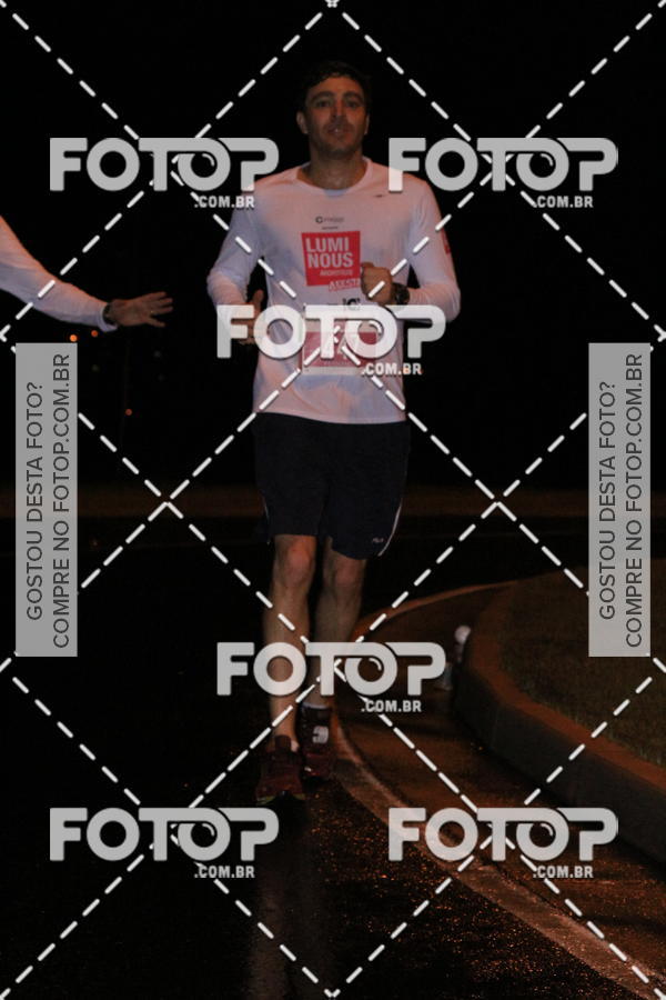 Buy your photos of the eventLuminous Run on Fotop
