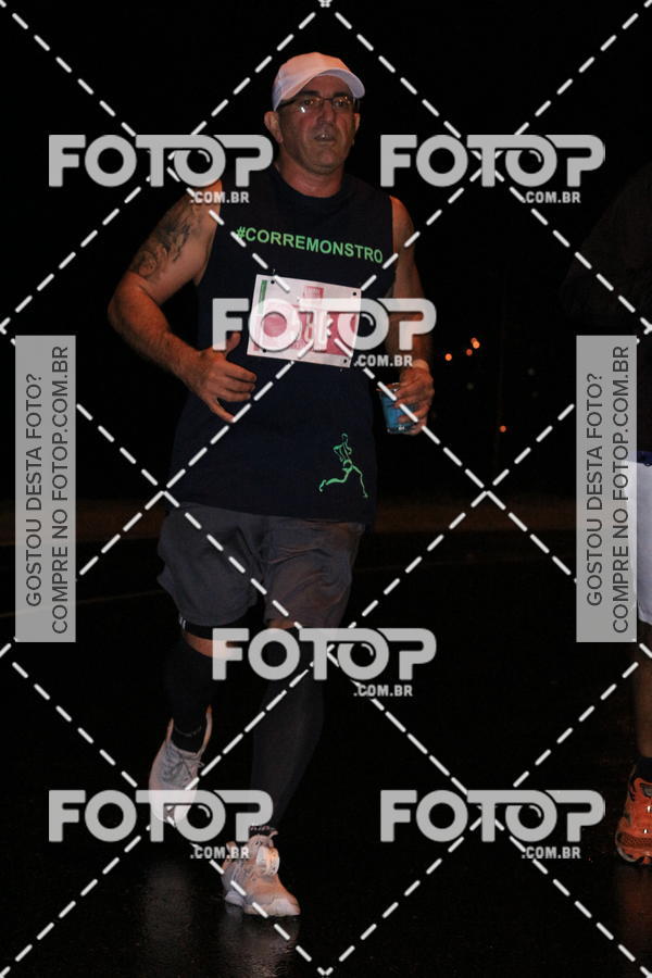 Buy your photos of the eventLuminous Run on Fotop