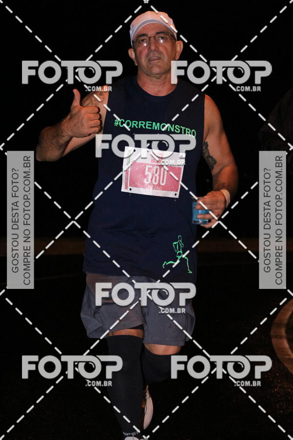 Buy your photos of the eventLuminous Run on Fotop