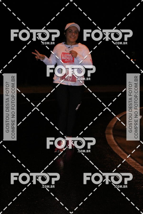 Buy your photos of the eventLuminous Run on Fotop