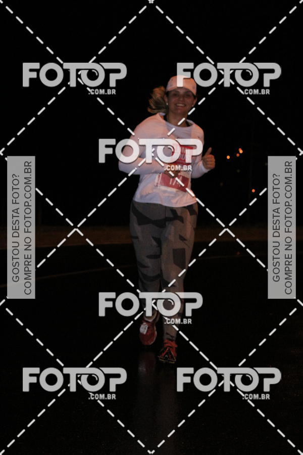 Buy your photos of the eventLuminous Run on Fotop