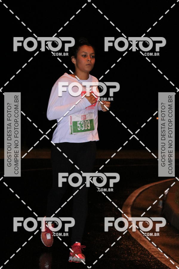Buy your photos of the eventLuminous Run on Fotop