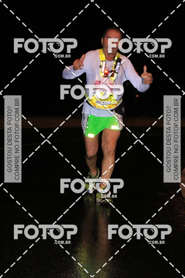 Buy your photos of the eventLuminous Run on Fotop