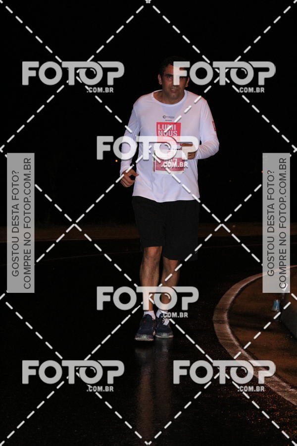 Buy your photos of the eventLuminous Run on Fotop
