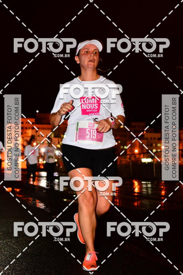Buy your photos of the eventLuminous Run on Fotop