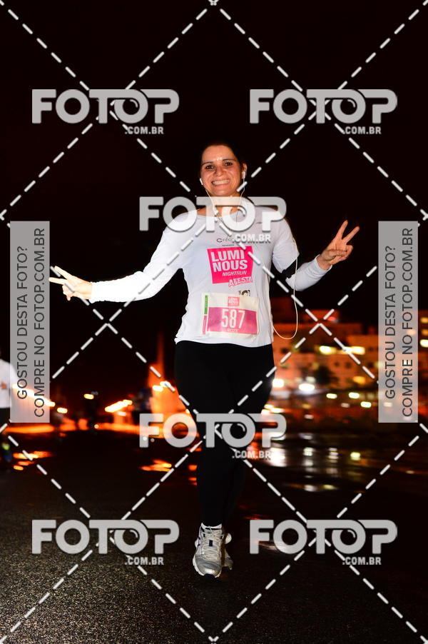 Buy your photos of the eventLuminous Run on Fotop