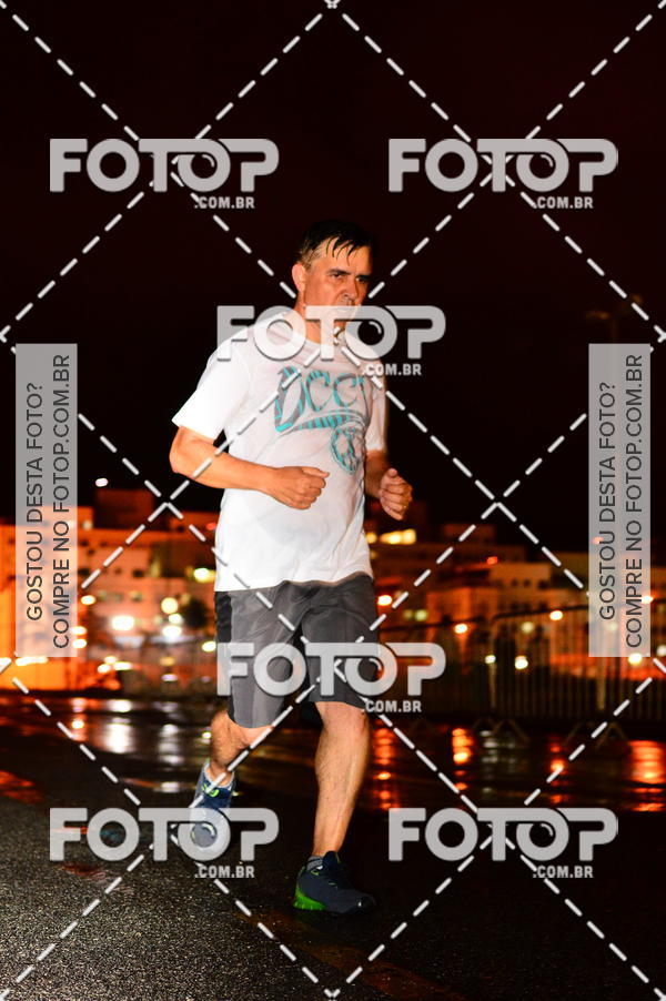 Buy your photos of the eventLuminous Run on Fotop