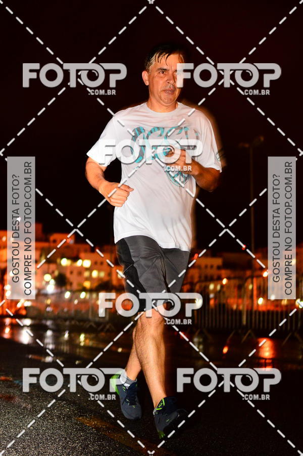 Buy your photos of the eventLuminous Run on Fotop