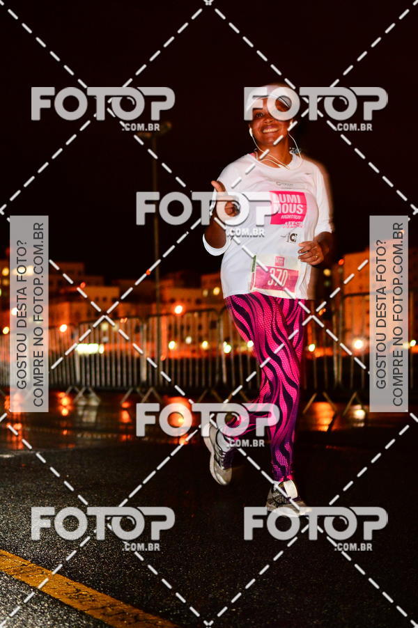 Buy your photos of the eventLuminous Run on Fotop