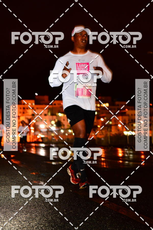 Buy your photos of the eventLuminous Run on Fotop
