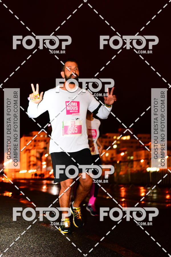 Buy your photos of the eventLuminous Run on Fotop