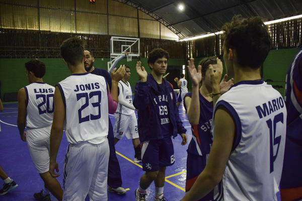 Buy your photos of the eventISSL Season 1 27 a 01/10/17 on Fotop