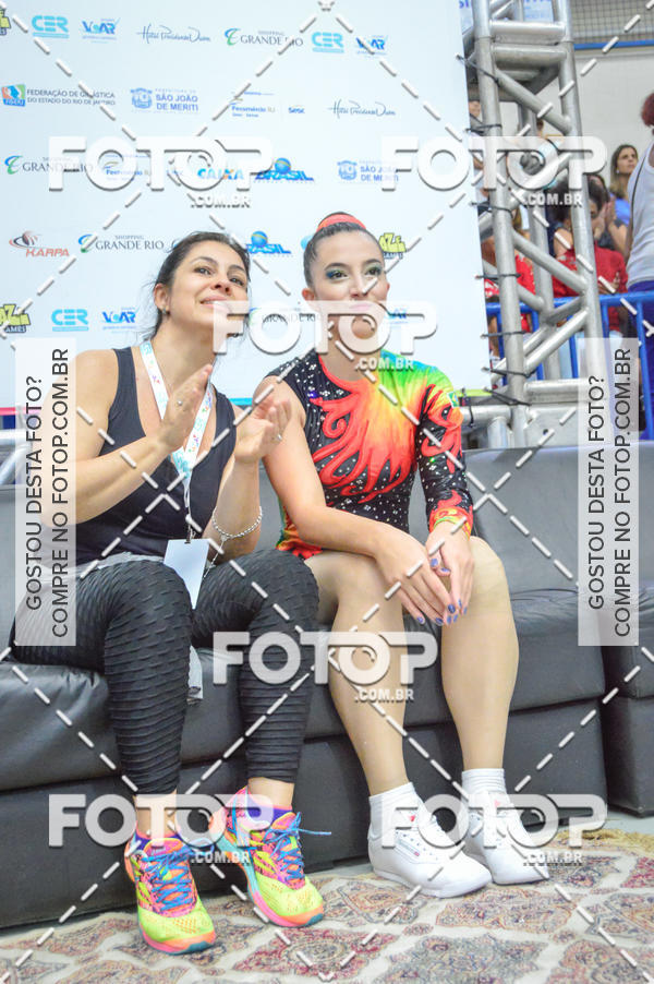Compre as suas fotos do eventoCamp. e XIV Torneio Nacional de Gin�stica Aer�bica no Fotop