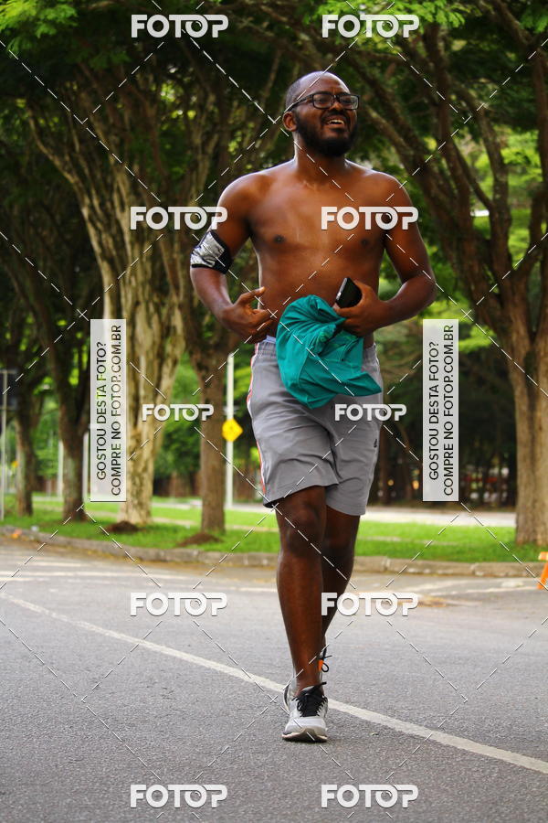 Buy your photos of the event7� Corrida e Caminhada AC Camargo on Fotop