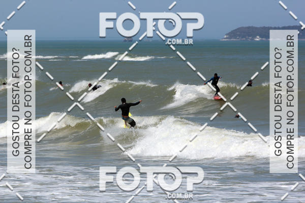 Buy your photos of the eventFree Surf  - Praia do Pecado 01/10/17 on Fotop