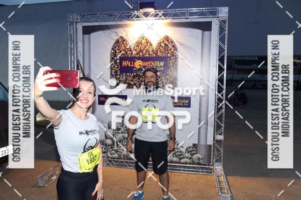 Buy your photos of the eventHalloween Run on Fotop