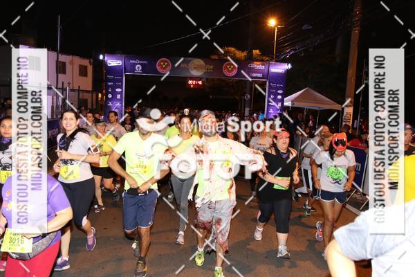 Buy your photos of the eventHalloween Run on Fotop