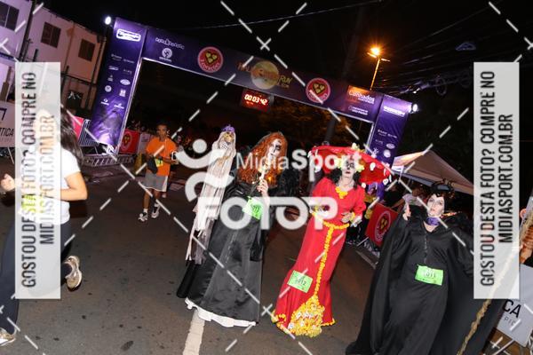 Buy your photos of the eventHalloween Run on Fotop