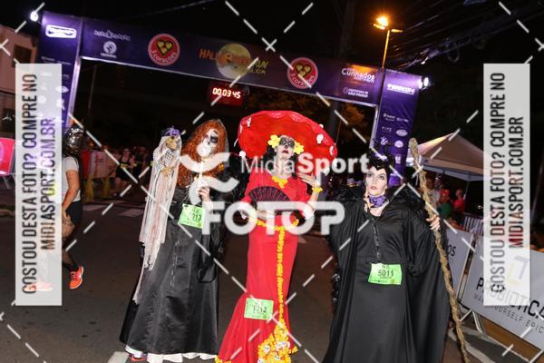 Buy your photos of the eventHalloween Run on Fotop