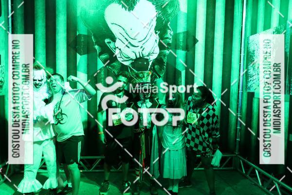 Buy your photos of the eventHalloween Run on Fotop