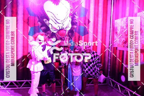 Buy your photos of the eventHalloween Run on Fotop