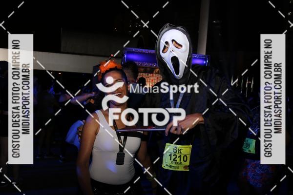 Buy your photos of the eventHalloween Run on Fotop