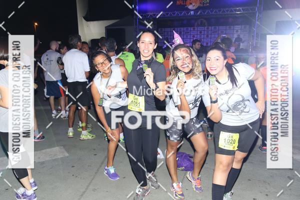 Buy your photos of the eventHalloween Run on Fotop