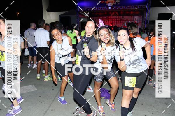 Buy your photos of the eventHalloween Run on Fotop