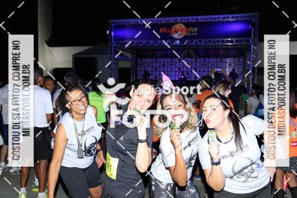 Buy your photos of the eventHalloween Run on Fotop