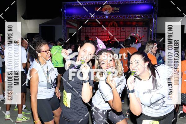 Buy your photos of the eventHalloween Run on Fotop