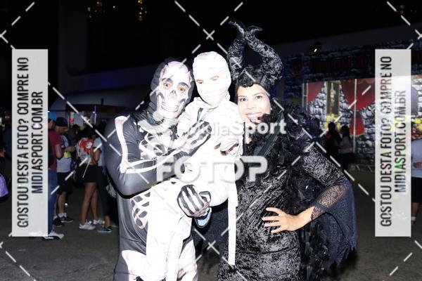 Buy your photos of the eventHalloween Run on Fotop