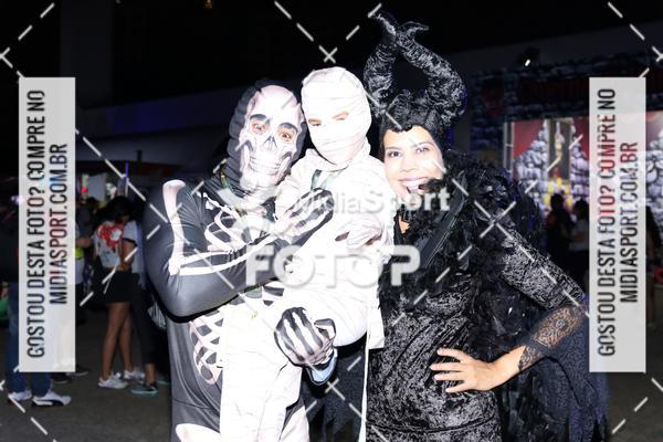 Buy your photos of the eventHalloween Run on Fotop