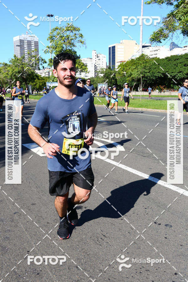 Buy your photos of the eventCorrida Liga da Justia - Rio on Fotop