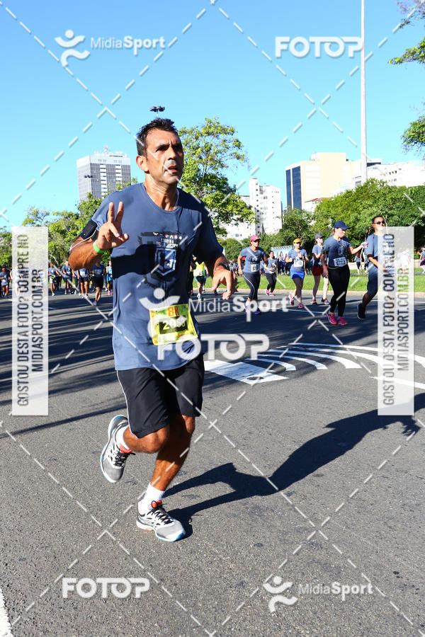 Buy your photos of the eventCorrida Liga da Justia - Rio on Fotop
