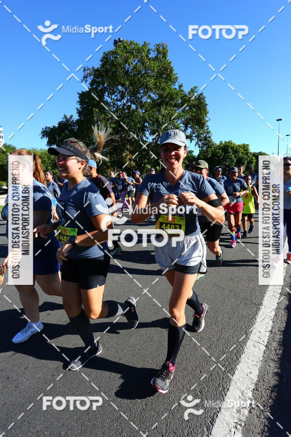 Buy your photos of the eventCorrida Liga da Justia - Rio on Fotop