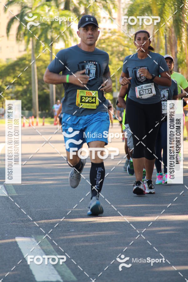 Buy your photos of the eventCorrida Liga da Justia - Rio on Fotop