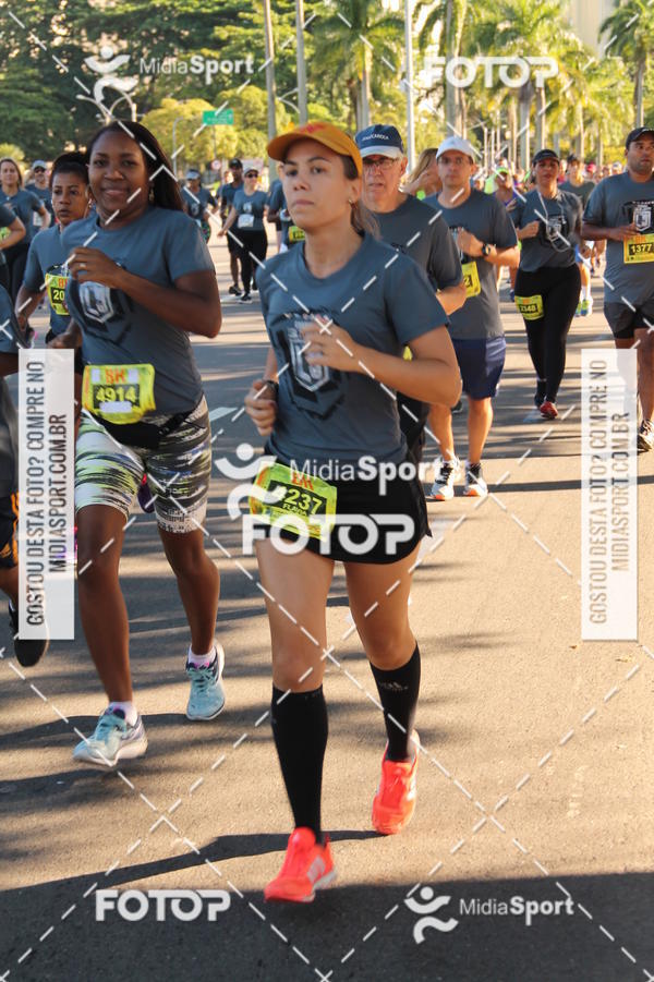 Buy your photos of the eventCorrida Liga da Justia - Rio on Fotop