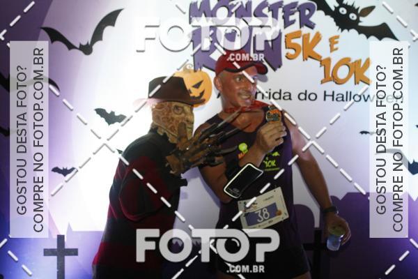 Buy your photos of the eventCorrida Monster Run 5K e 10K - Santos on Fotop