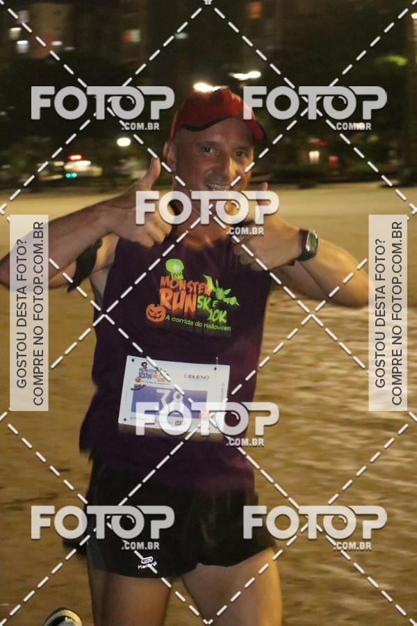 Buy your photos of the eventCorrida Monster Run 5K e 10K - Santos on Fotop