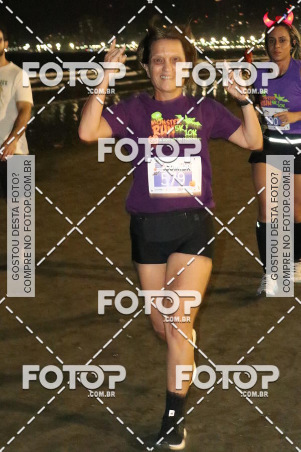 Buy your photos of the eventCorrida Monster Run 5K e 10K - Santos on Fotop