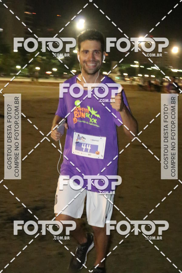 Buy your photos of the eventCorrida Monster Run 5K e 10K - Santos on Fotop