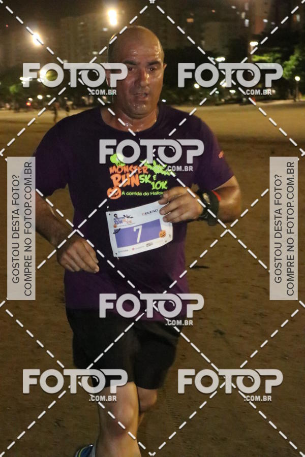 Buy your photos of the eventCorrida Monster Run 5K e 10K - Santos on Fotop