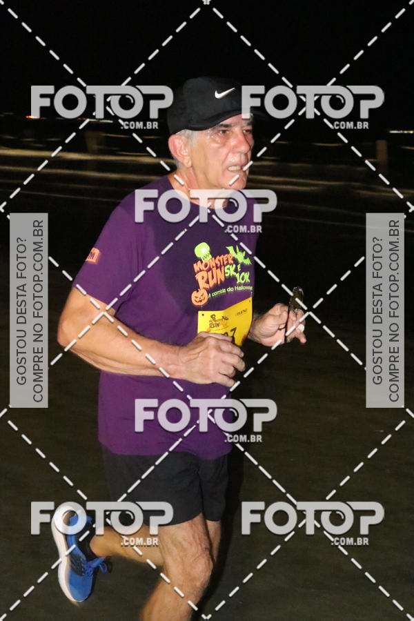 Buy your photos of the eventCorrida Monster Run 5K e 10K - Santos on Fotop