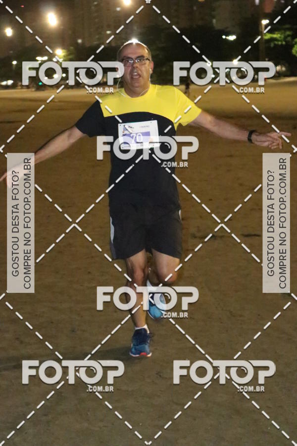 Buy your photos of the eventCorrida Monster Run 5K e 10K - Santos on Fotop