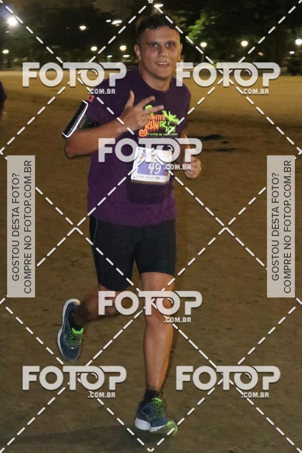 Buy your photos of the eventCorrida Monster Run 5K e 10K - Santos on Fotop