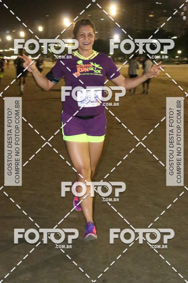 Buy your photos of the eventCorrida Monster Run 5K e 10K - Santos on Fotop