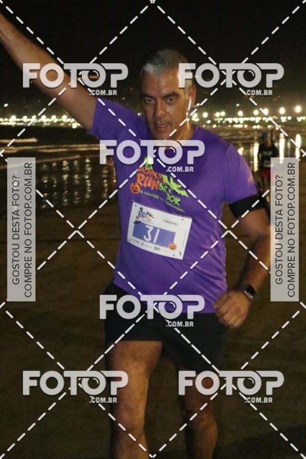 Buy your photos of the eventCorrida Monster Run 5K e 10K - Santos on Fotop